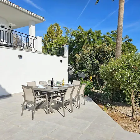 With Private Pool & Outdoor Kitchen ミハス