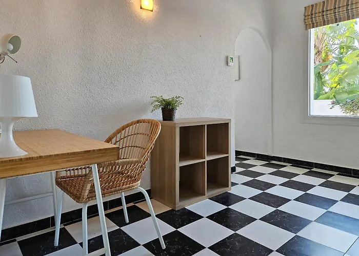 Villa With Private Pool & Outdoor Kitchen *