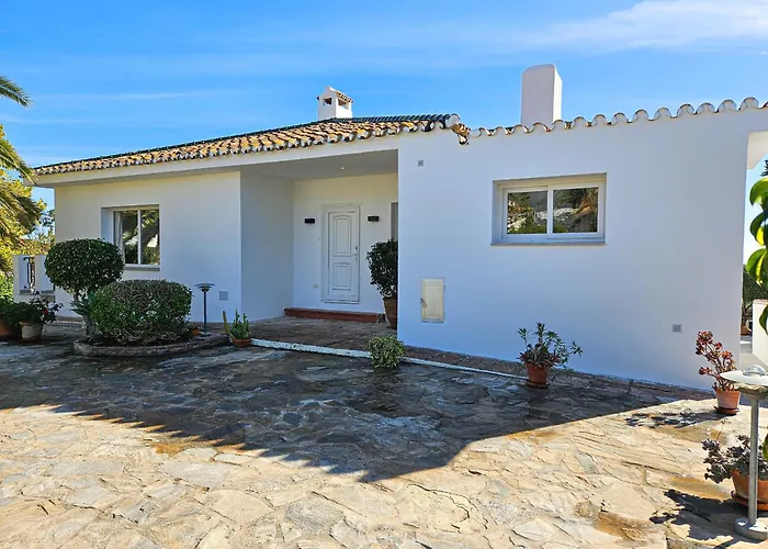 With Private Pool & Outdoor Kitchen Villa *